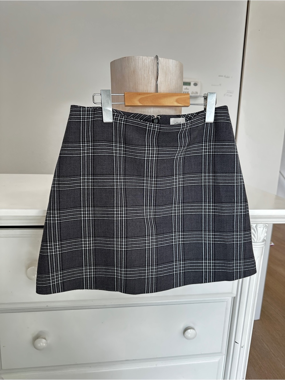 wilfred ✨ plaid mini skirt  size 6